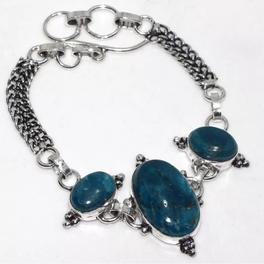 Apatite gemstone bracelet